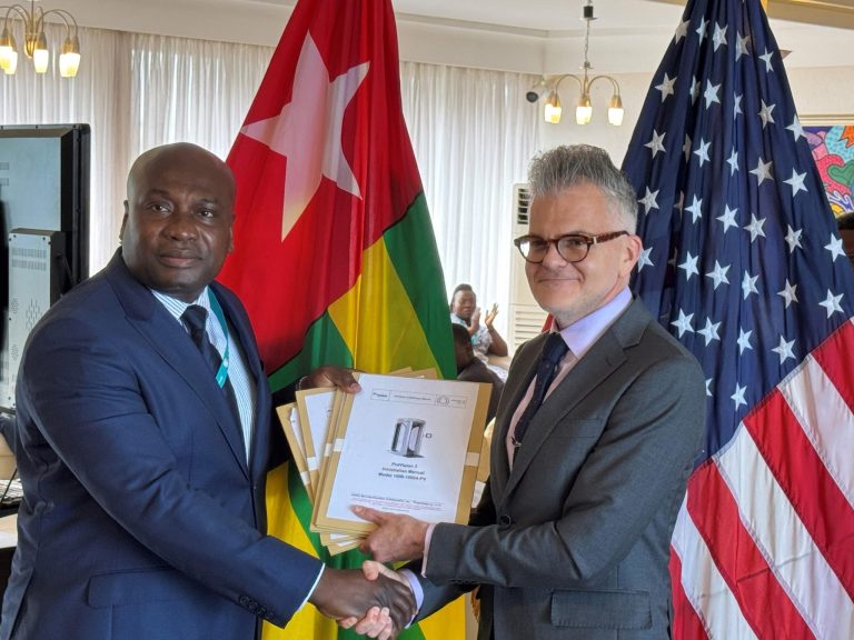 Coopération Togo-États-Unis: TSA dote ANAC-Togo d’un important lot d’équipements de sûreté aéroportuaire